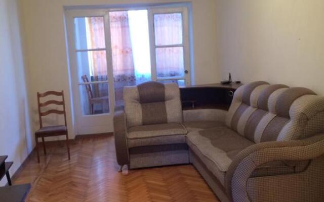 U Morya v Sukhume Flat
