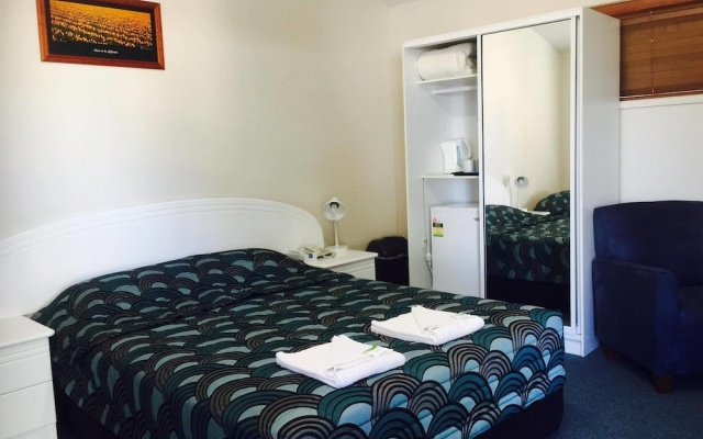 Springsure Overlander Motel – Guest Rooms – Springsure