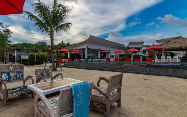 La Plage Resort & Beach Club