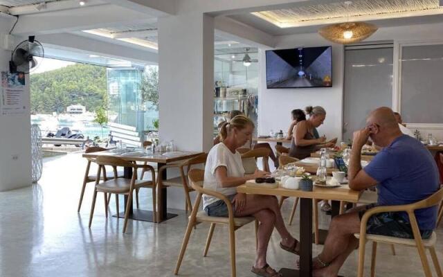 Geo & Art Boutique Hotel