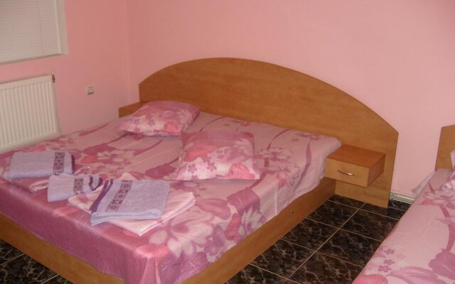 Ini Guest House