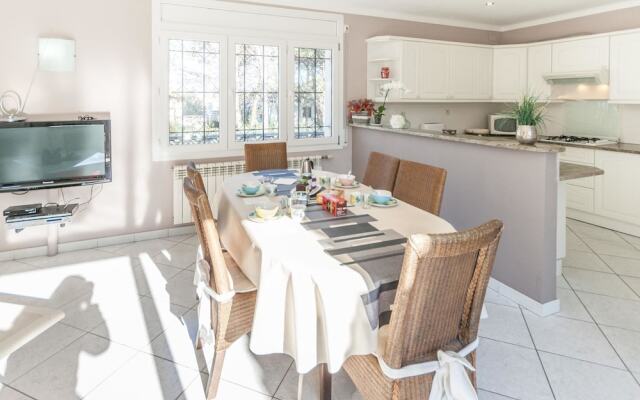 Fantastic Holiday Home With Private Pool in L'escala