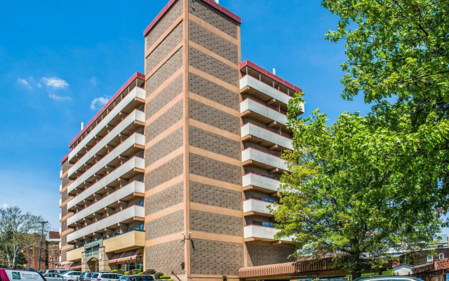 Quality Inn University Center