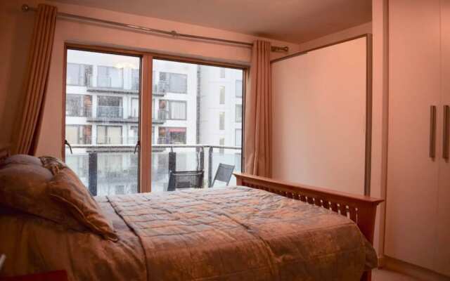 Fantastic 1 Bedroom Apartment in Grand Canal Dock