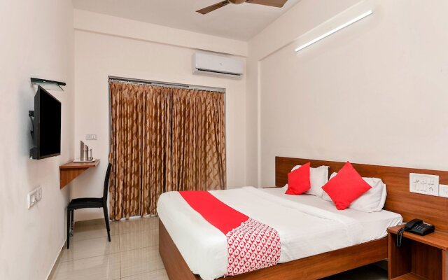 Samruddhi Lodge By OYO Rooms