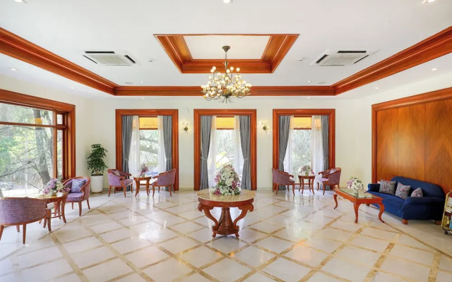 Club Mahindra Golden Landmark
