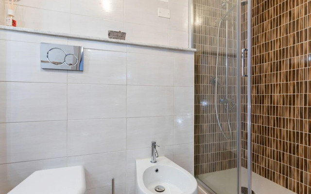 Cerami Studio Flat