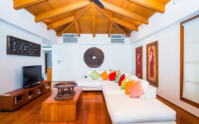 Charming Beachfront Villa on Bangtao