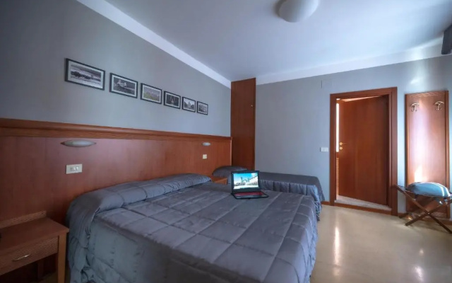 Hotel Moderno