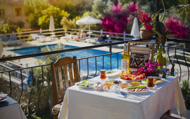 Flower Pension Hotel