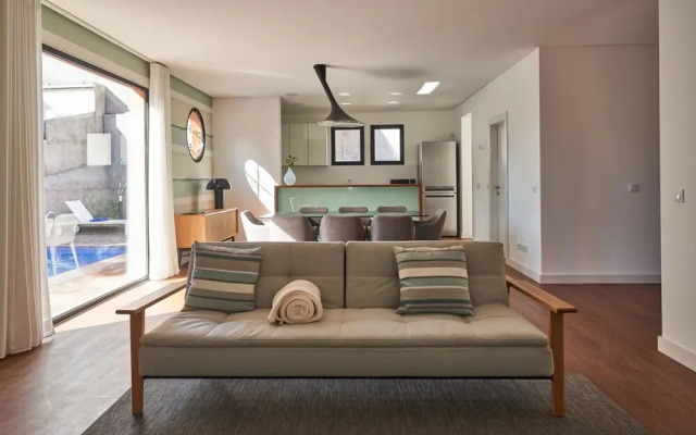 Funchal Charming Villa for 2 at 4 Pers.