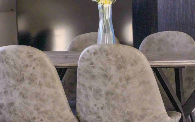 The Quayside Apartment Hotel