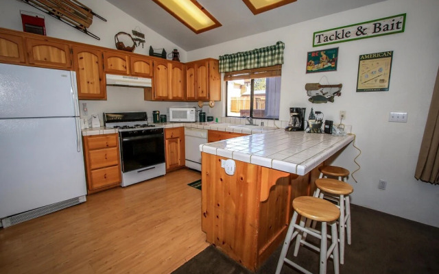 Bear Claw Bungalow #379
