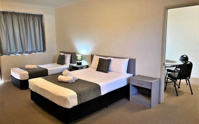 Oasis Motor Inn Blackall