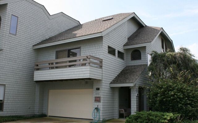 LandShark - 4 Br Home