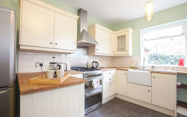 Rest & Recharge - Whalley Range House