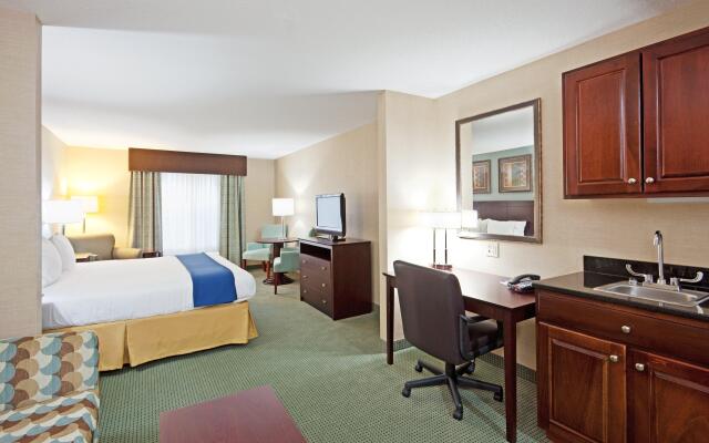 Holiday Inn Express & Suites Meriden by IHG