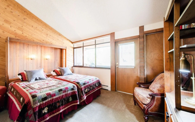 Park Avenue Standard 2 Bedroom Condominiums