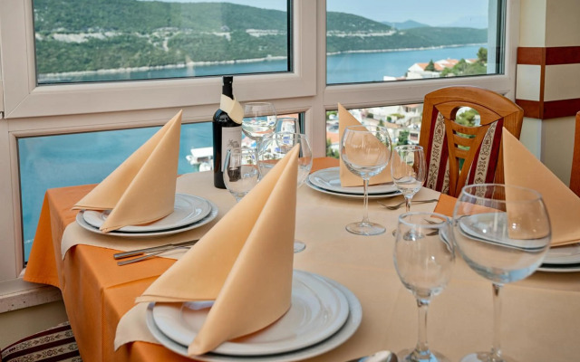 Hotel Adria