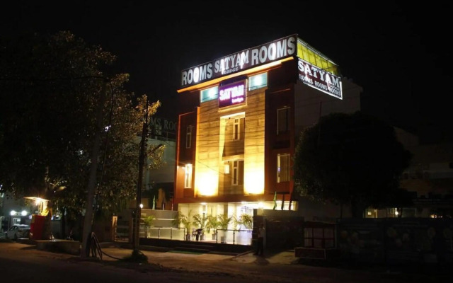 Satyam Lodge