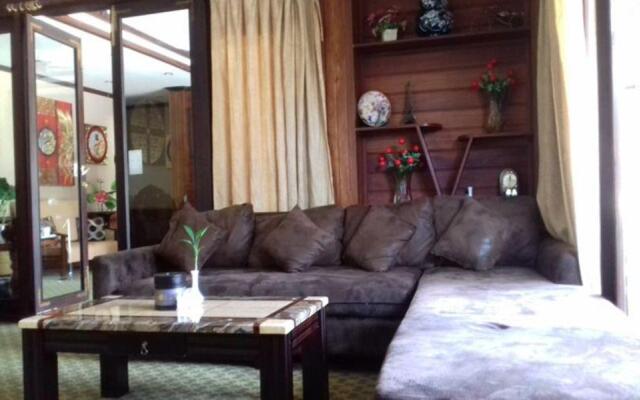 Lao Home Hotel