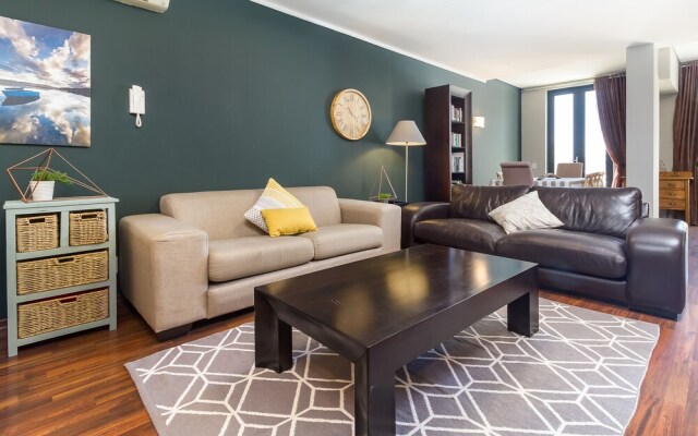 Adderley Terraces J11