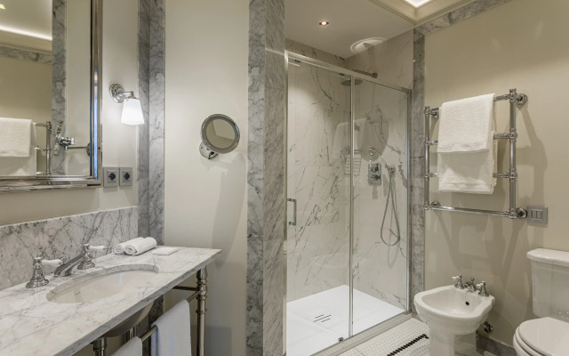 Room Mate Collection Filippo, Rome-Fontana di Trevi