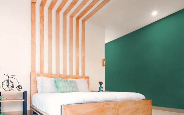 Nomads Hotel & Rooftop Pool