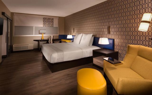 Glo By Best Western