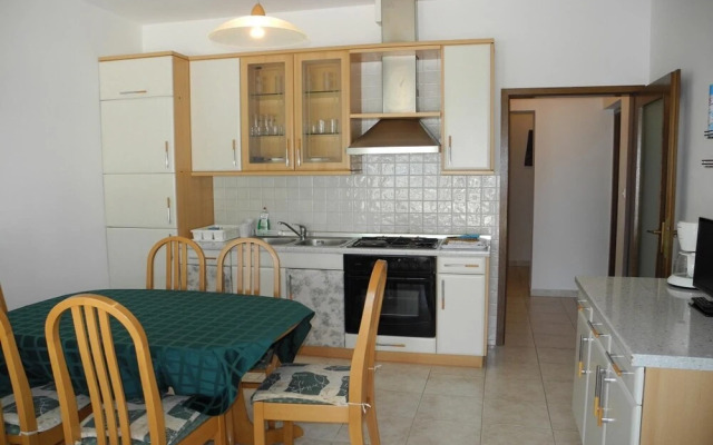 Apartment Boti 4 1 pax