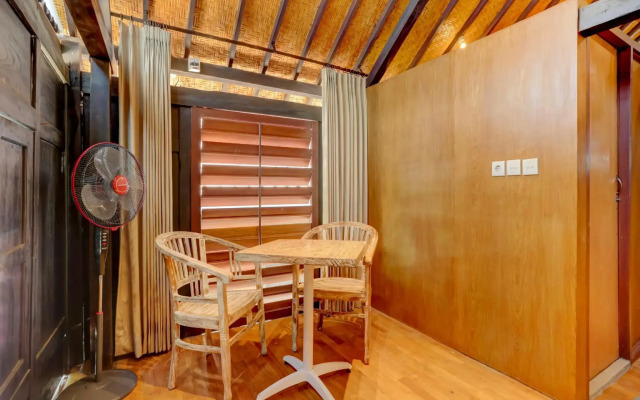 Jro Gde Balangan Homestay