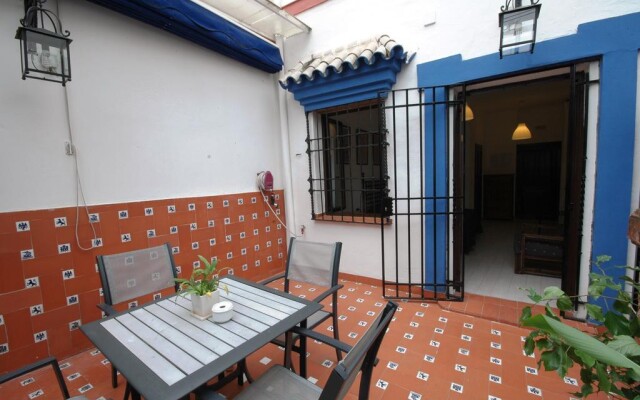 Casa de los Azulejos