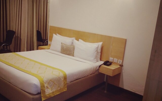 Stately Suites NH 8