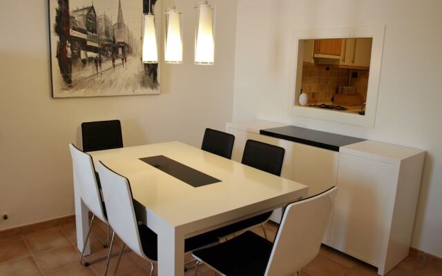 Apartamentos Pueblo Mascarat