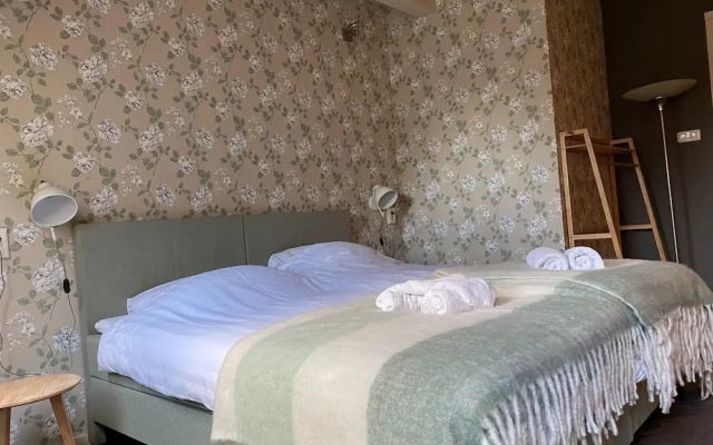 Guesthouse Friesland Ternaard Near Heritage