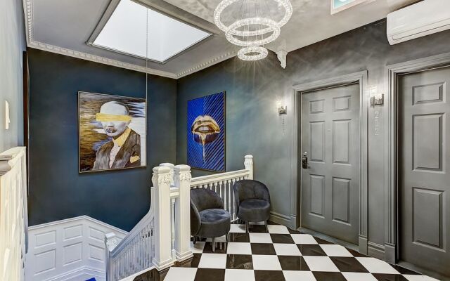 Bouticroom Studios Museums Premiumstays