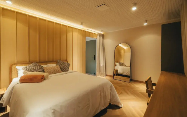Hotel Botique Roomzz Laureles
