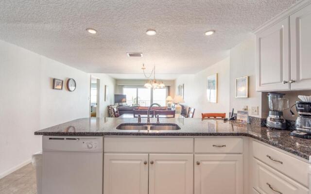 207 Beach Place Condos