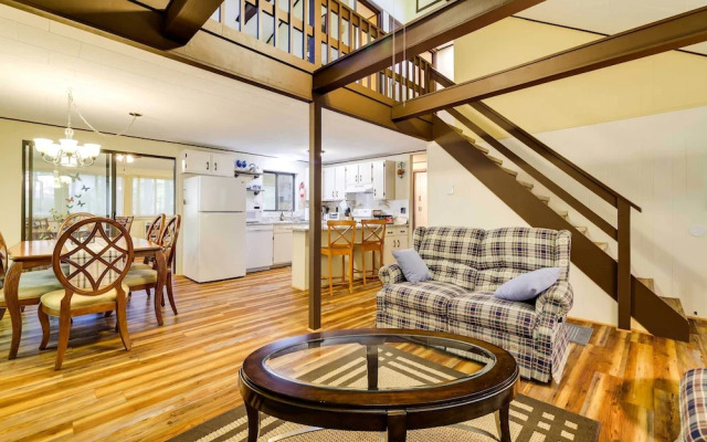 Hike, Swim, Ski & More: Home in Arrowhead Lakes!