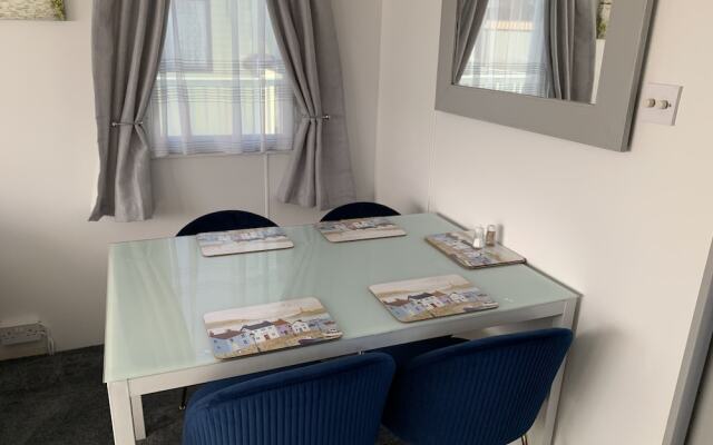 Immaculate 2-bed Caravan in Clacton-on-sea