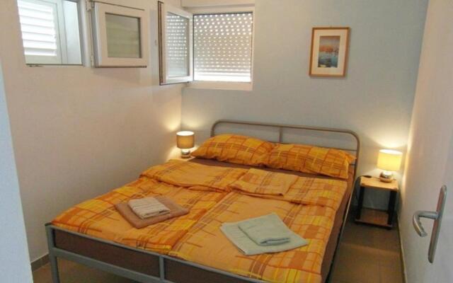 Vis Mirja Apartment 2