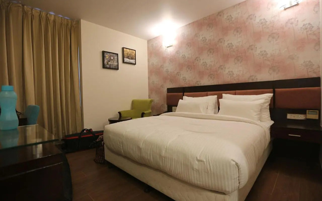 RoseMallow Hotel