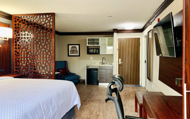 The Leo Collection Detroit, Ascend Hotel Collection