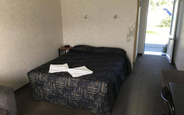 Parklands Motel