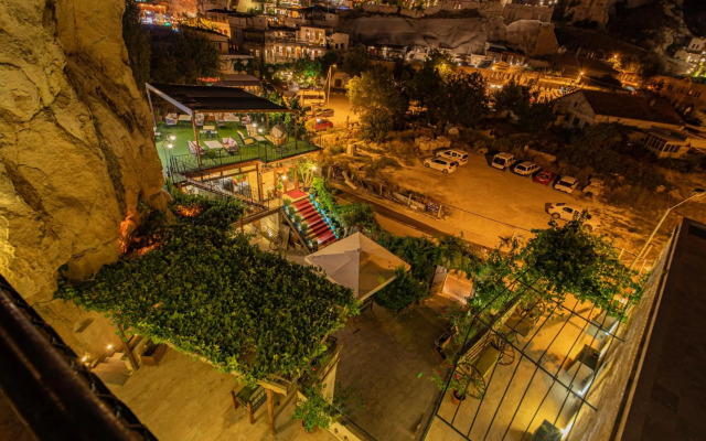 Roma Cave Suite Hotel