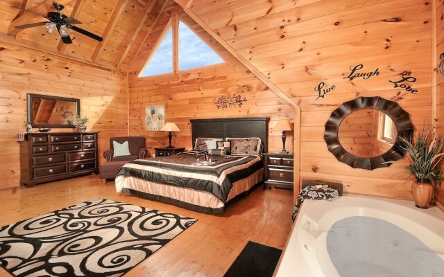 Almost Heaven - 4 Br cabin by RedAwning