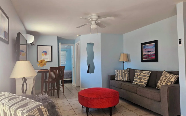 Paradise Cove at Lemon Bay