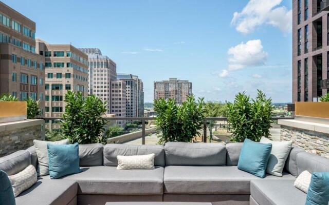 Global Luxury Suites at Reston Town Center