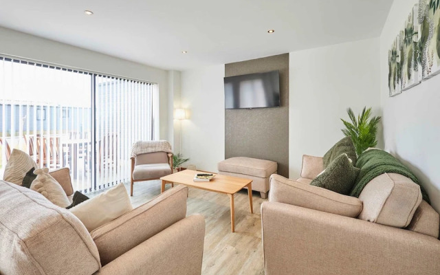 Host Stay Dalby Lodge