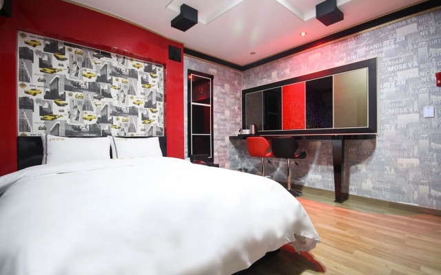 Gwangju Chungjang-ro J Untel